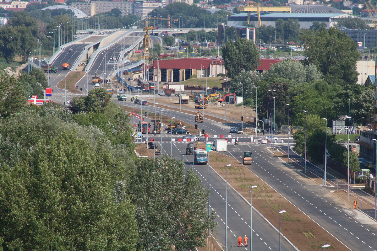 Ada Mall